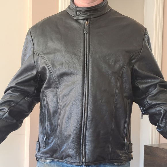 Leather jacket large - Picture 5 of 5
